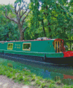 Green Narrow Boat Diamond Painting