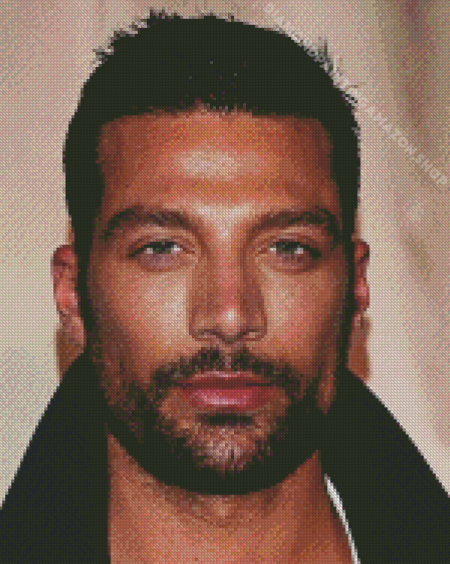 Simone Susinna Face Diamond Painting