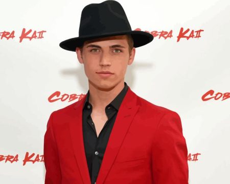 Classy Tanner Buchanan Diamond Painting