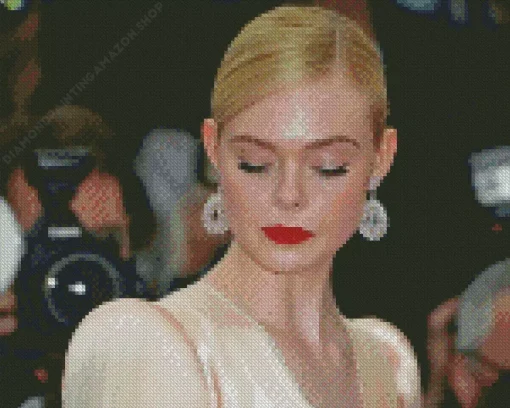 Actress Elle Fanning Diamond Painting