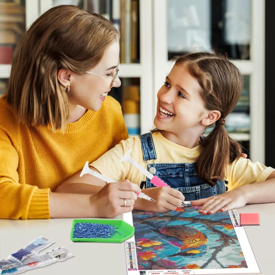 Dimoand painting Canvases