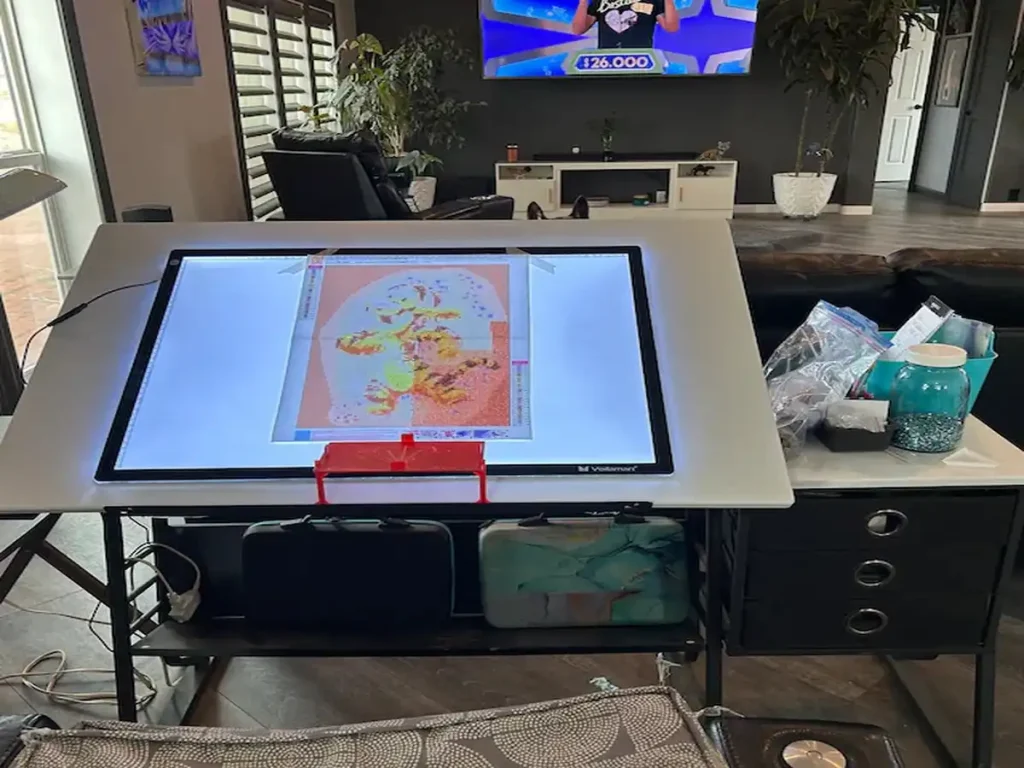 Choosing the Right Table: Diamond Painting Station